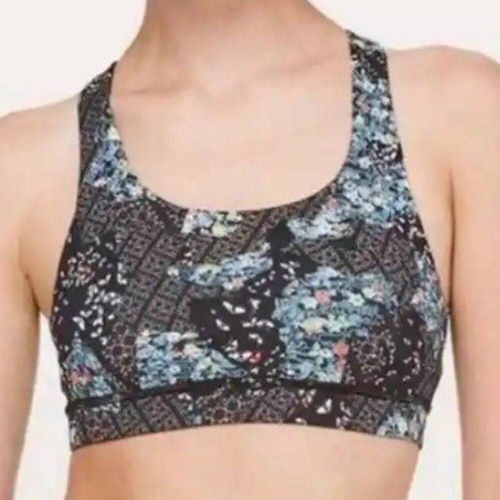 LULULEMON Free to Be Serene Bra Assemblage Alpine White Multi 8 EUC NLA